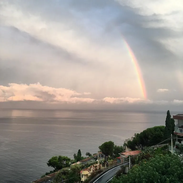 ** Bed & Breakfast Maison Blanche Taormina Italy